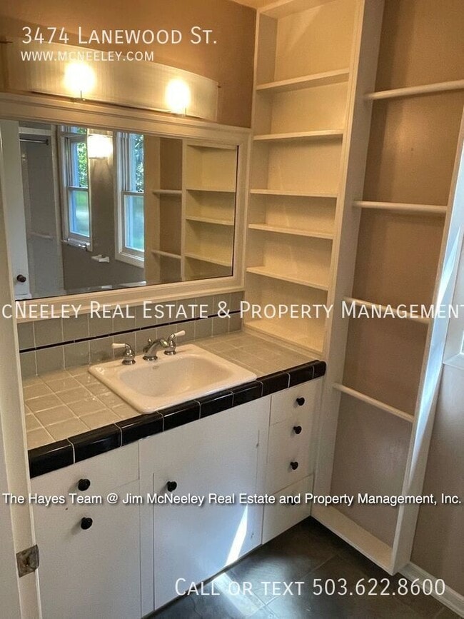 Building Photo - 3474 Lanewood St