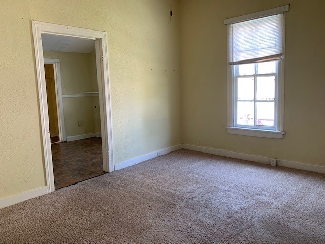 Building Photo - LOCATION LOCATION!! - Duplex in Five Points
