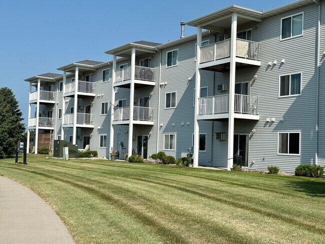 Primary Photo - 2 Bedroom 2 Bath - South Fargo - July 1st