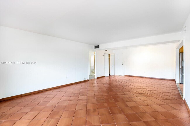 Building Photo - 8335 SW 72nd Ave