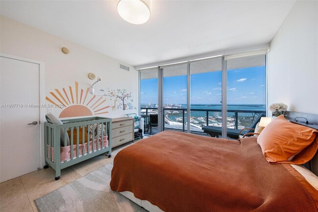 Building Photo - 888 Biscayne Blvd