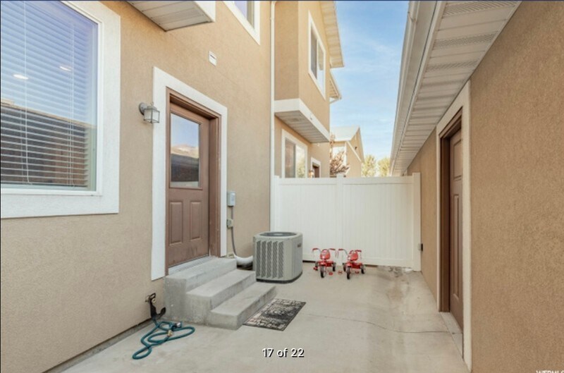 Building Photo - 255 W 2700 N