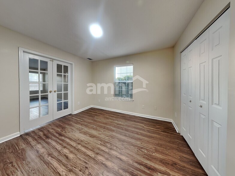 Building Photo - 536 Sydney Walk Ln