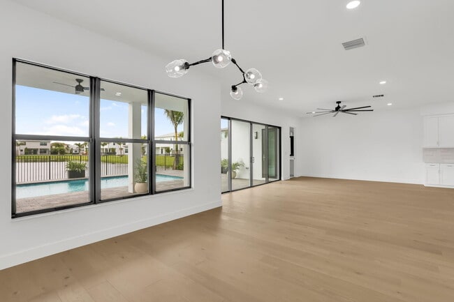 Building Photo - 21049 Violet Flds Wy