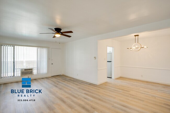 Building Photo - 12310 Chandler Blvd