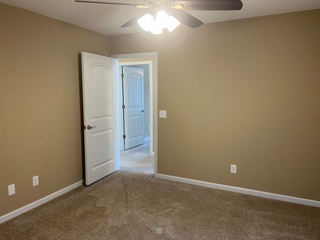Building Photo - Lovely Home in Palmetto Pointe!-FREE Month Special!