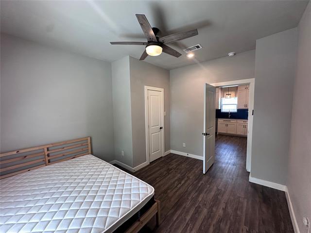 Building Photo - 2903 Carpenter Ave