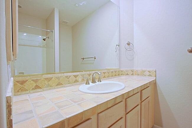 Building Photo - 9311 E Cavalry Dr