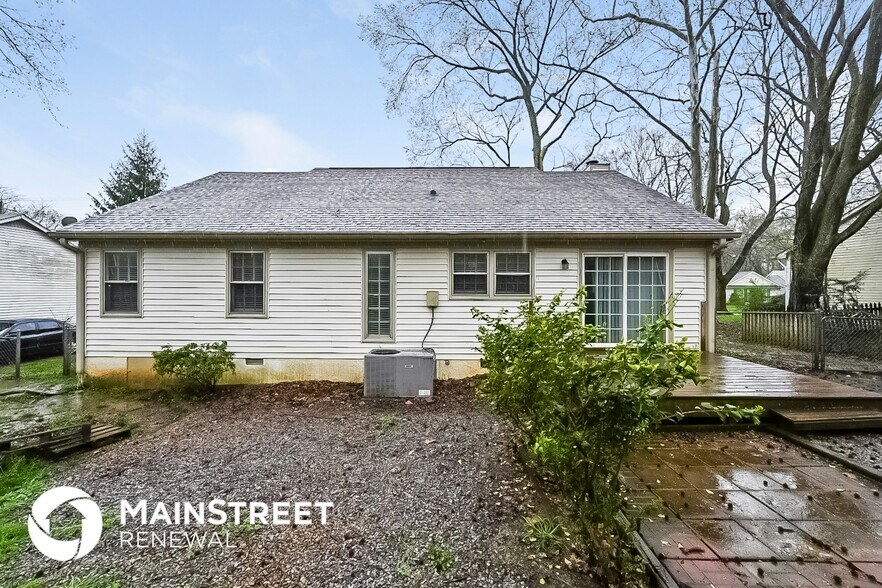 Building Photo - 1010 Rolling Meadow Dr