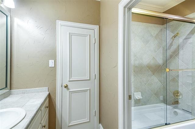 Building Photo - 5933 King William Dr