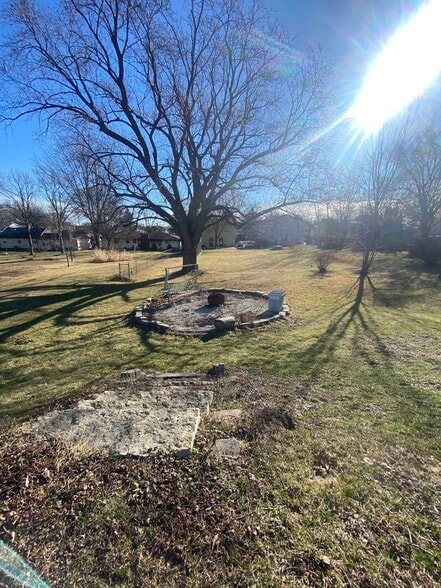 Building Photo - 4030 S 43rd St