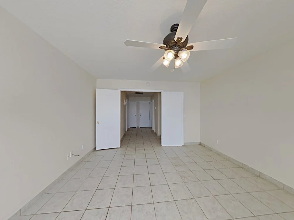 Building Photo - 14327 W Lamoille Dr