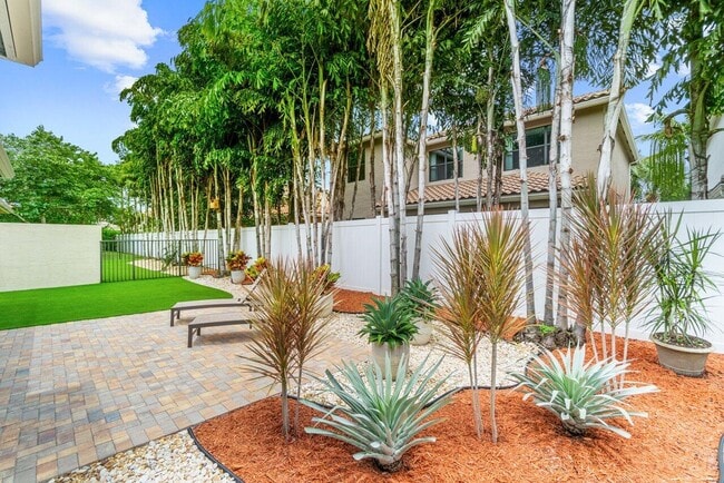 Building Photo - 7891 Blue Tanzanite Way