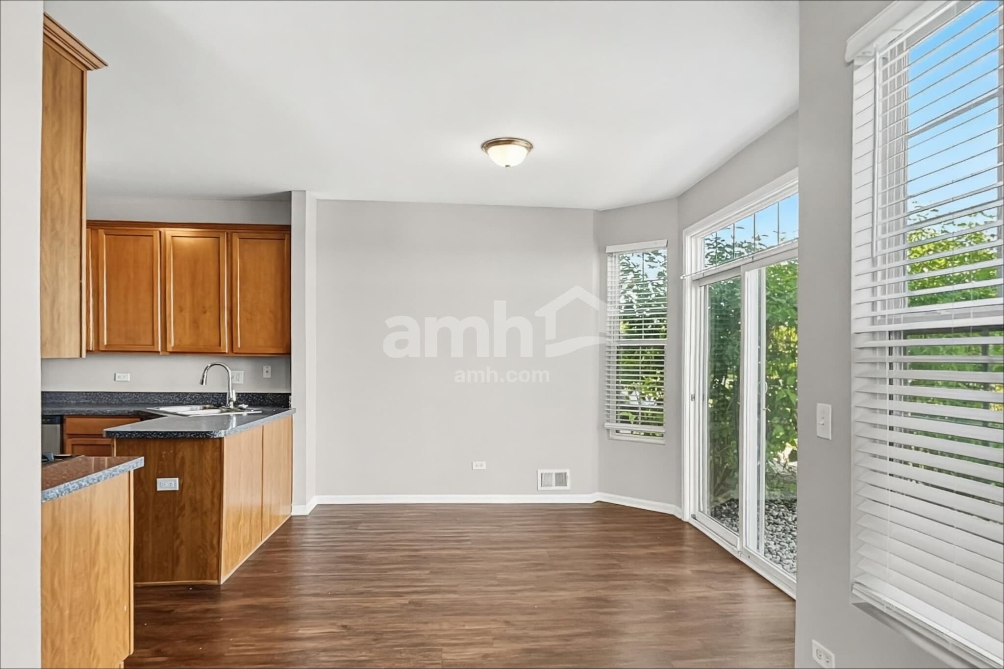 Building Photo - 15356 Kenmare Cir