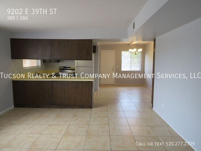Building Photo - 9202 E 39th St