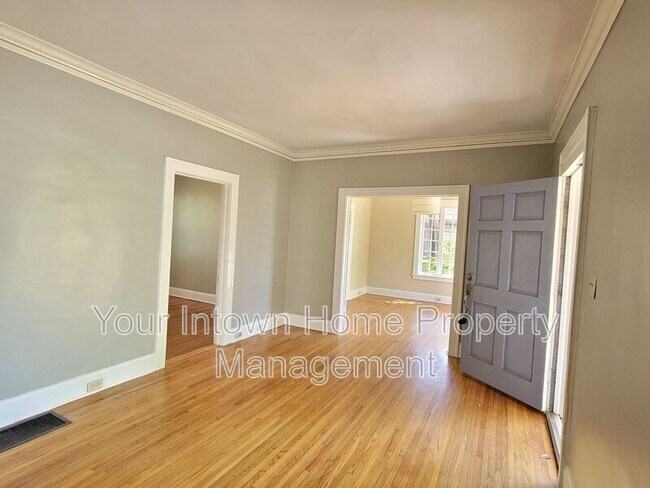 Building Photo - 108 Greenwood Pl