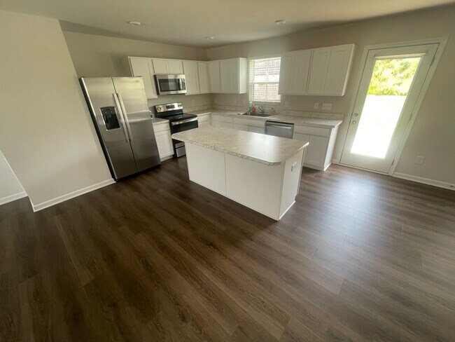 Building Photo - Easley Single Family Home