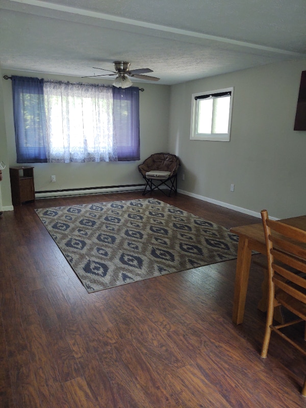 Building Photo - 3113 Evergreen Cir