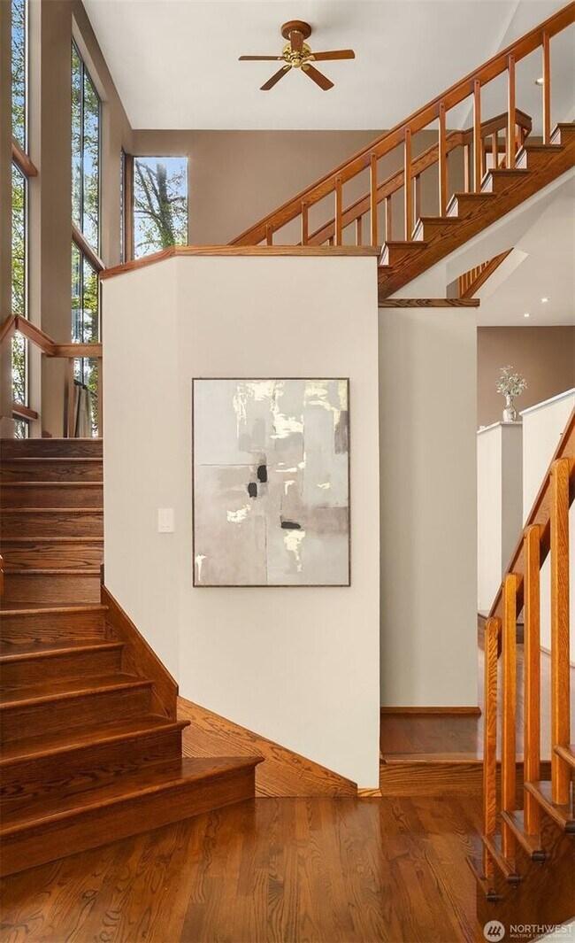 Building Photo - 3bd/2.25ba Edmonds House