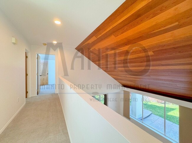 Building Photo - Unique Jon Sayler Designed Townhome