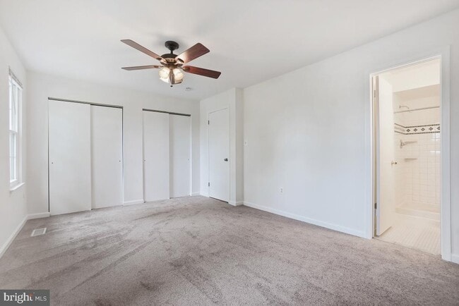 Building Photo - 3908 Ferrara Dr