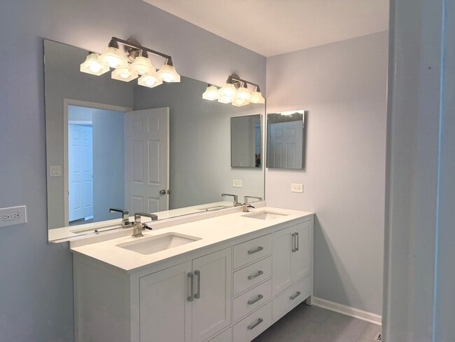 Building Photo - 1162 Harbor Ct