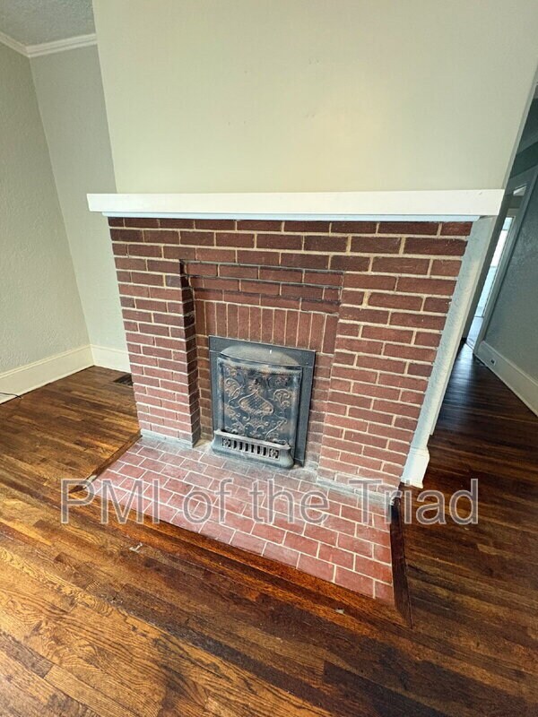 Building Photo - 1110 Adams St