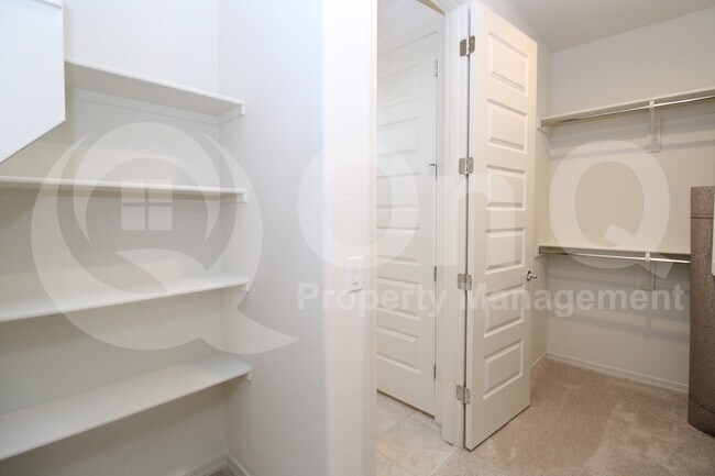 Building Photo - 13769 W Forest Pleasant Pl