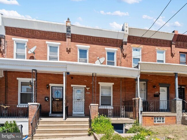 Building Photo - 6625 Lansdowne Ave