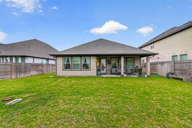 Building Photo - 1330 Vinter Mdws Ln