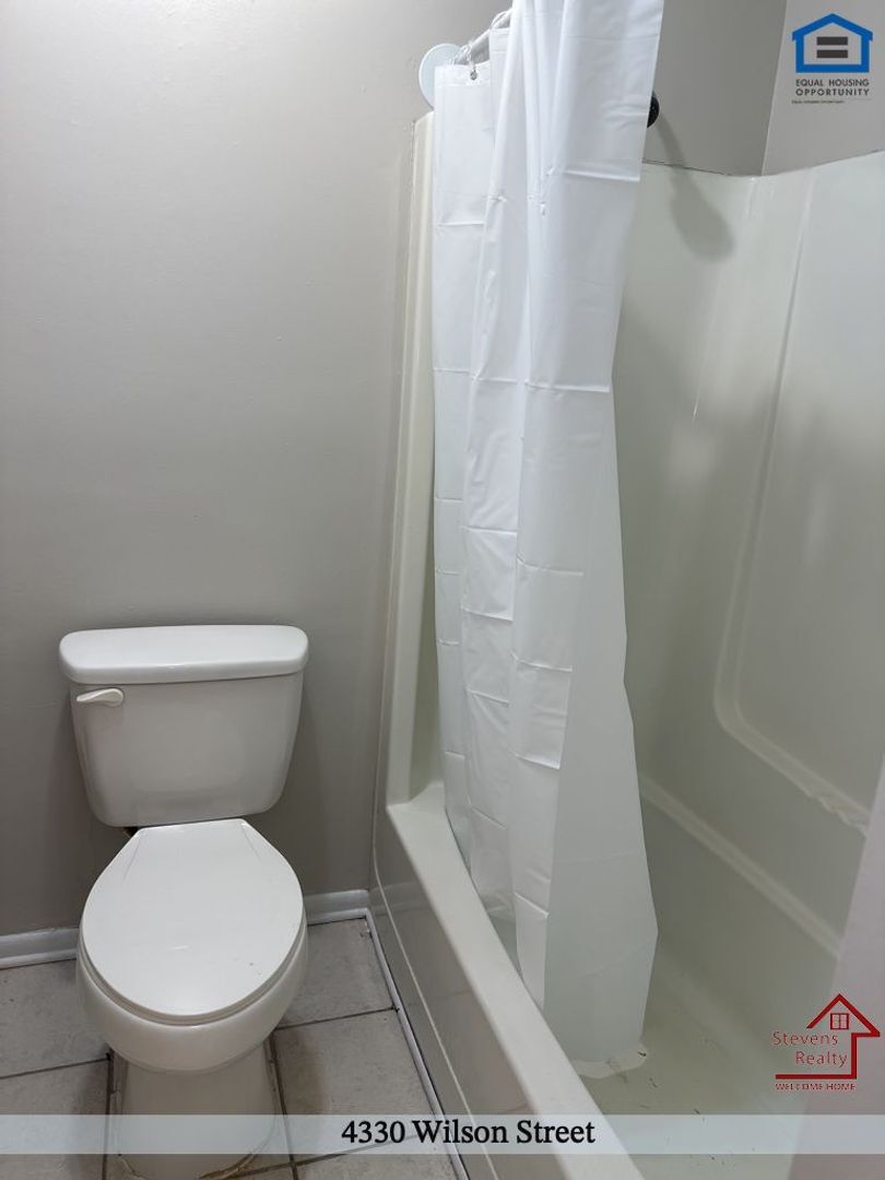 Building Photo - 4330 Wilson St