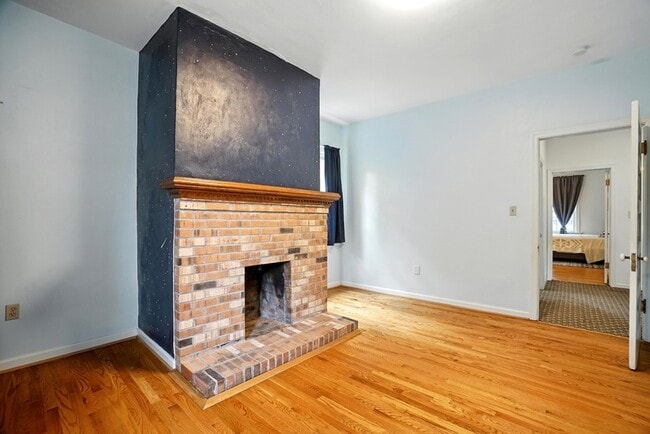 Primary Photo - 700 Raleigh Ave