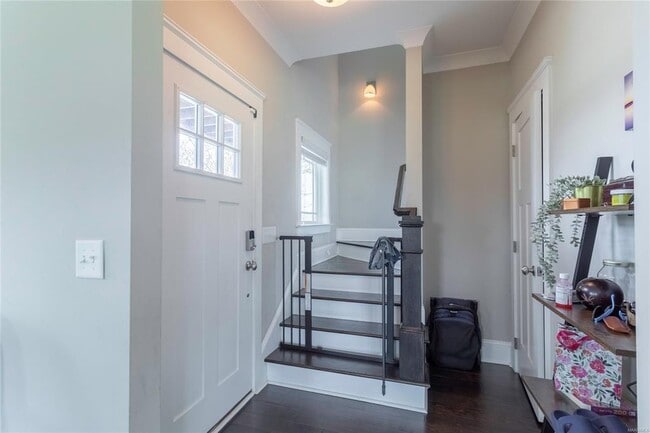 Building Photo - 201 Ave of The Orchards