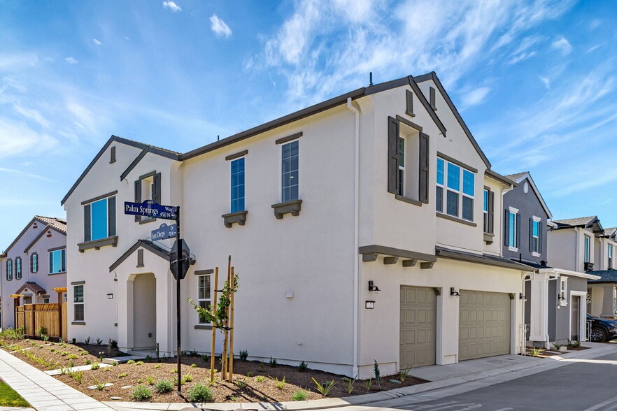 Building Photo - 62 W San Diego Dr