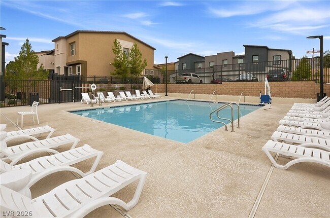 Building Photo - 10923 Heatherford Ave
