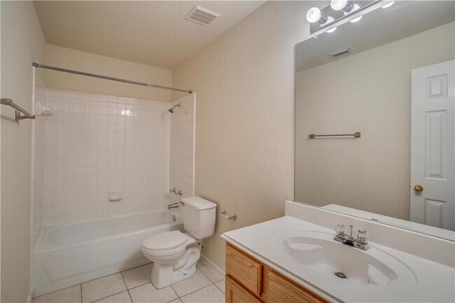 Building Photo - 4439 Hunters Lodge Dr