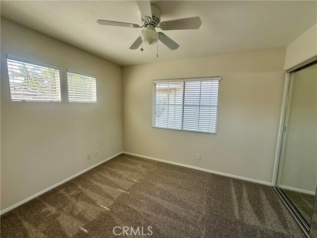 Building Photo - 23 Tanglewood Ln