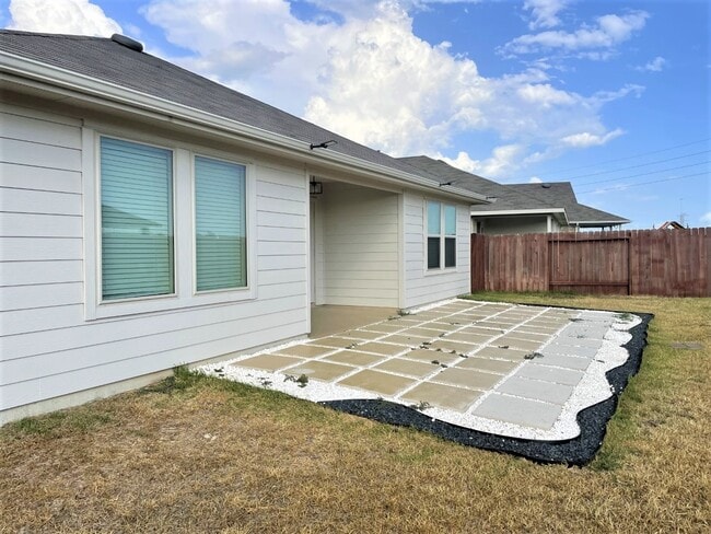 Building Photo - 22535 Theodoli Dr