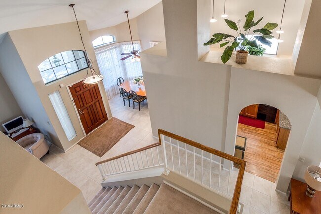 Building Photo - Location! Location! Beautiful 4 Bedroom/ 3 Bath Home! Ray/Kyrene