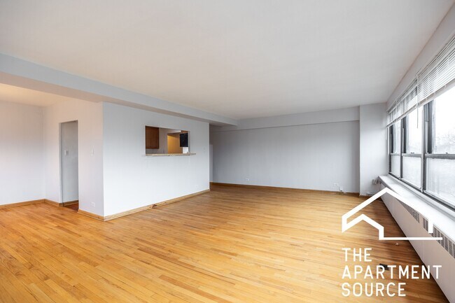 Building Photo - 4180 N Marine Dr