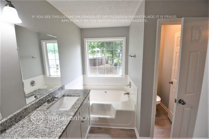 Building Photo - 550 Elizabeth Heights NE