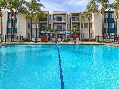 Building Photo - Azul Apartments