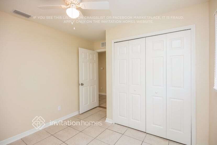 Building Photo - 867 Bedford Dr