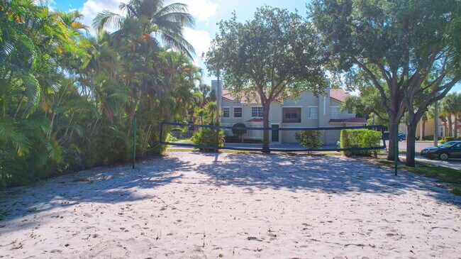 Building Photo - 501 Belmont Pl