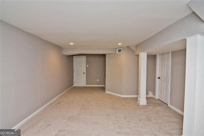 Building Photo - 86 Regency Way SE