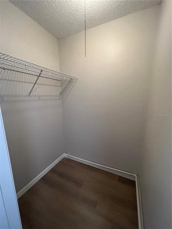 Building Photo - 2611 Pine Lake Terrace