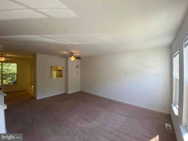 Building Photo - 4249 Normandy Ct