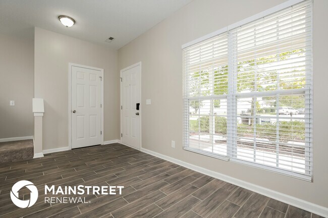 Building Photo - 7 Forest Ridge Ct