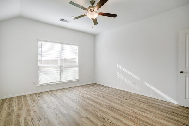 Building Photo - 3719 McCrary Falls Wy