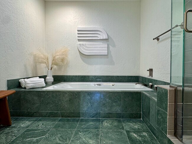 Building Photo - 49435 Ave Club La Quinta
